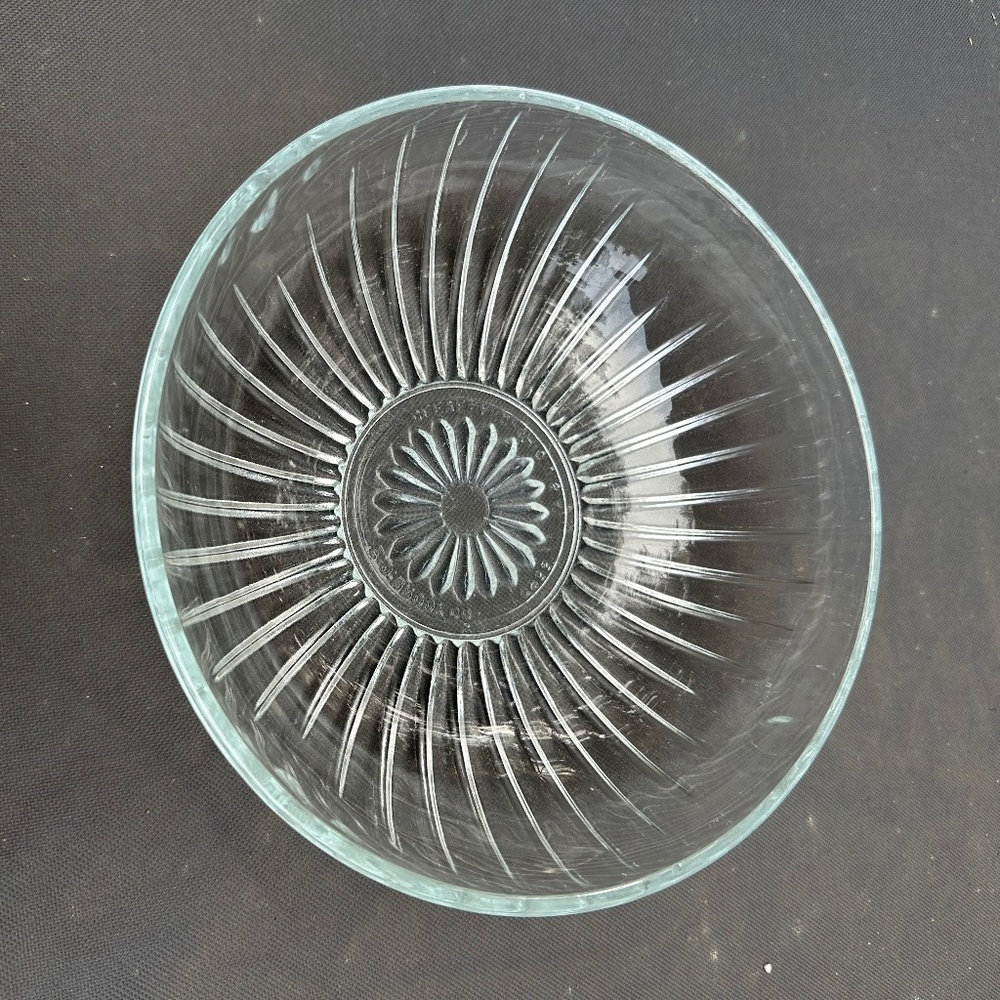 Vintage MCM Mid century Clear cut Glass Bowl Ribbed by E O Brody Co